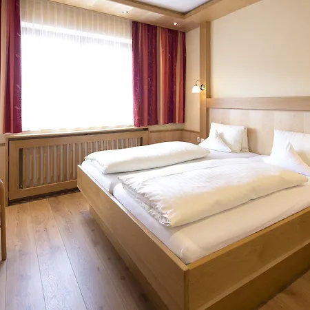 Hotel Gasthof Rauthhof Kematen in Tirol