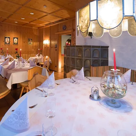 Gasthof Rauthhof Hotel 3*